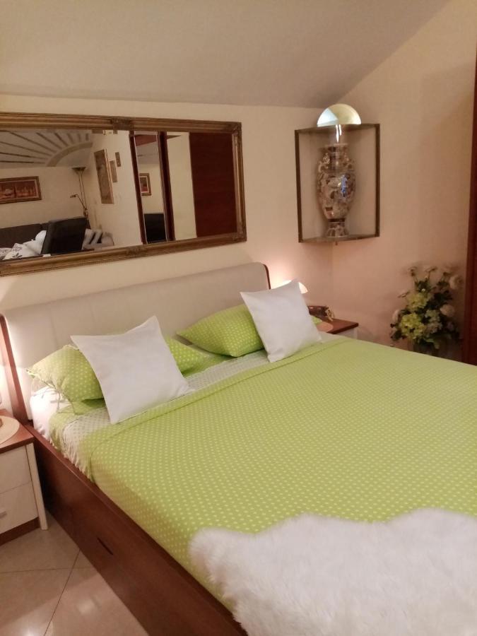 Apartments & Rooms Trogir Stars Free Parking Exterior photo