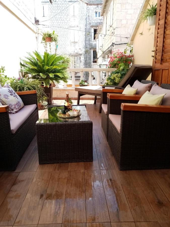 Apartments & Rooms Trogir Stars Free Parking Exterior photo