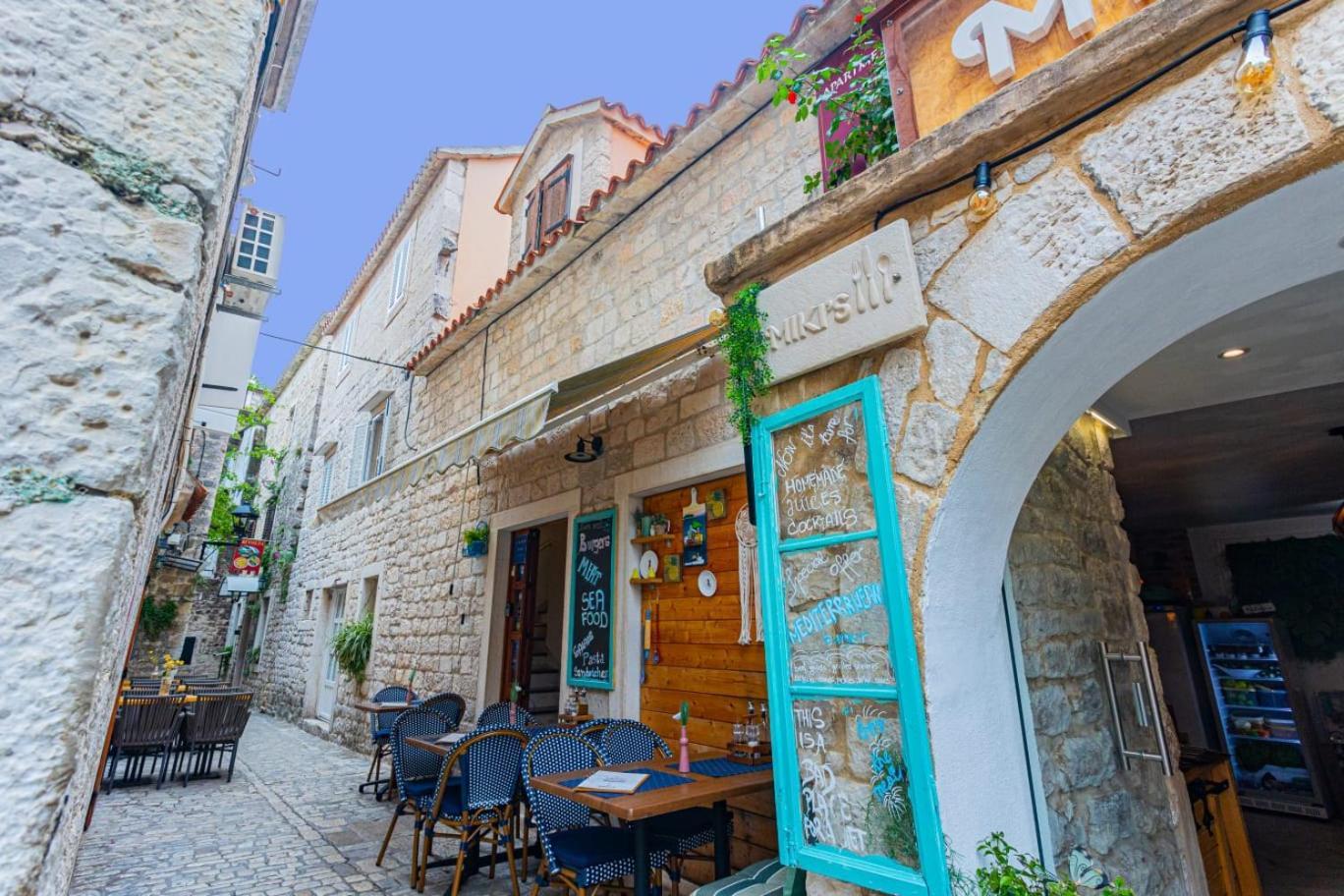Apartments & Rooms Trogir Stars Free Parking Exterior photo