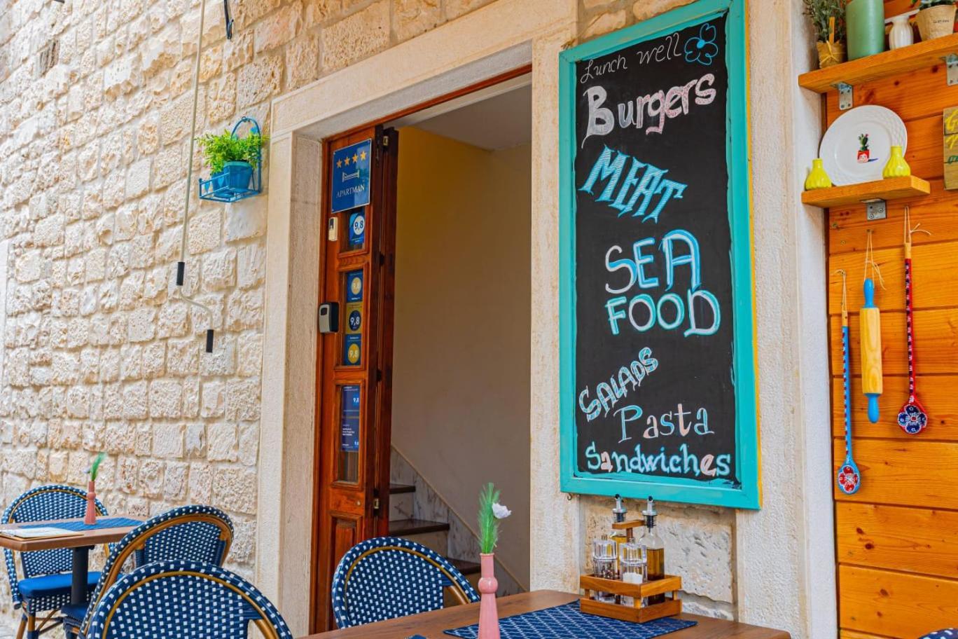 Apartments & Rooms Trogir Stars Free Parking Exterior photo
