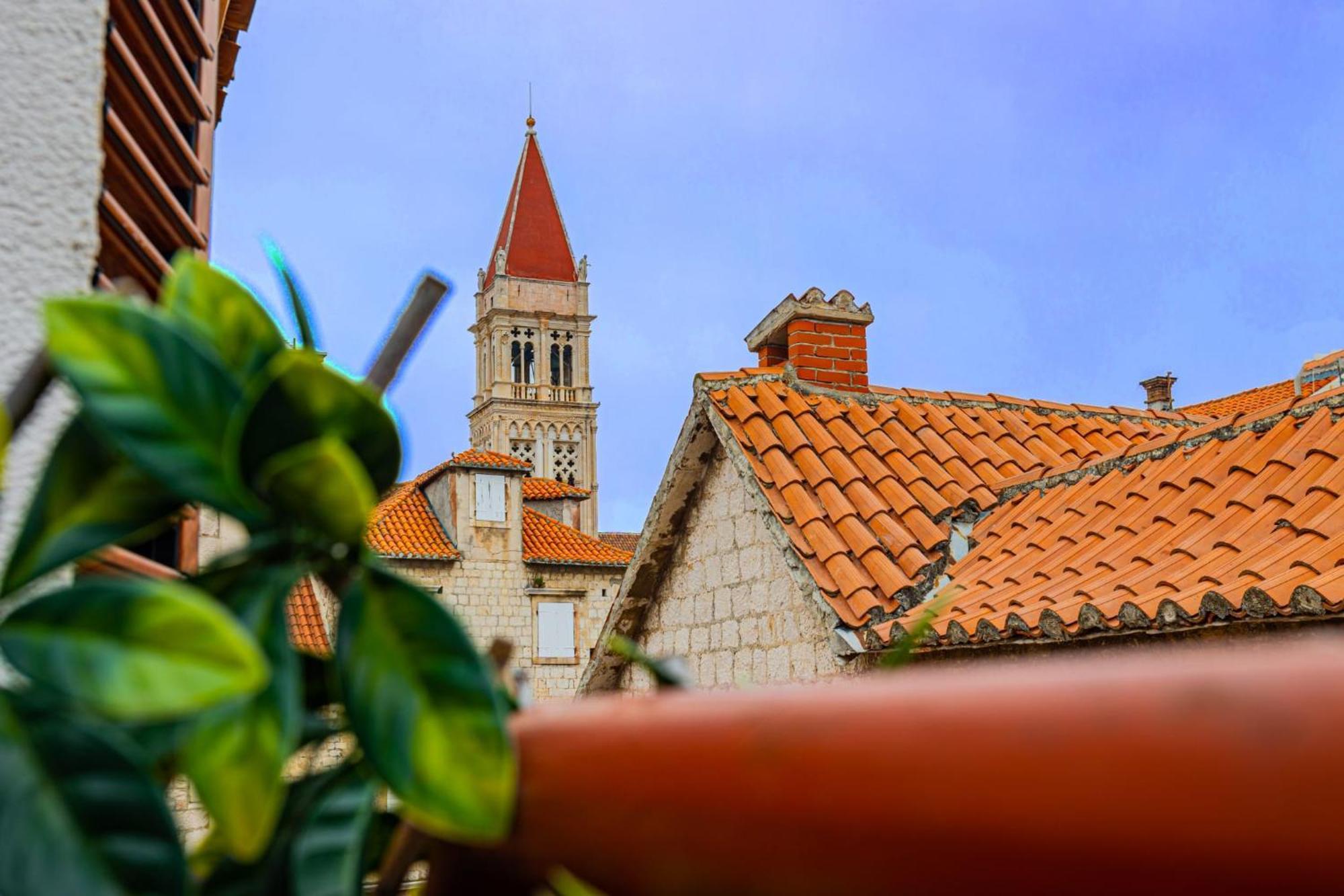 Apartments & Rooms Trogir Stars Free Parking Exterior photo
