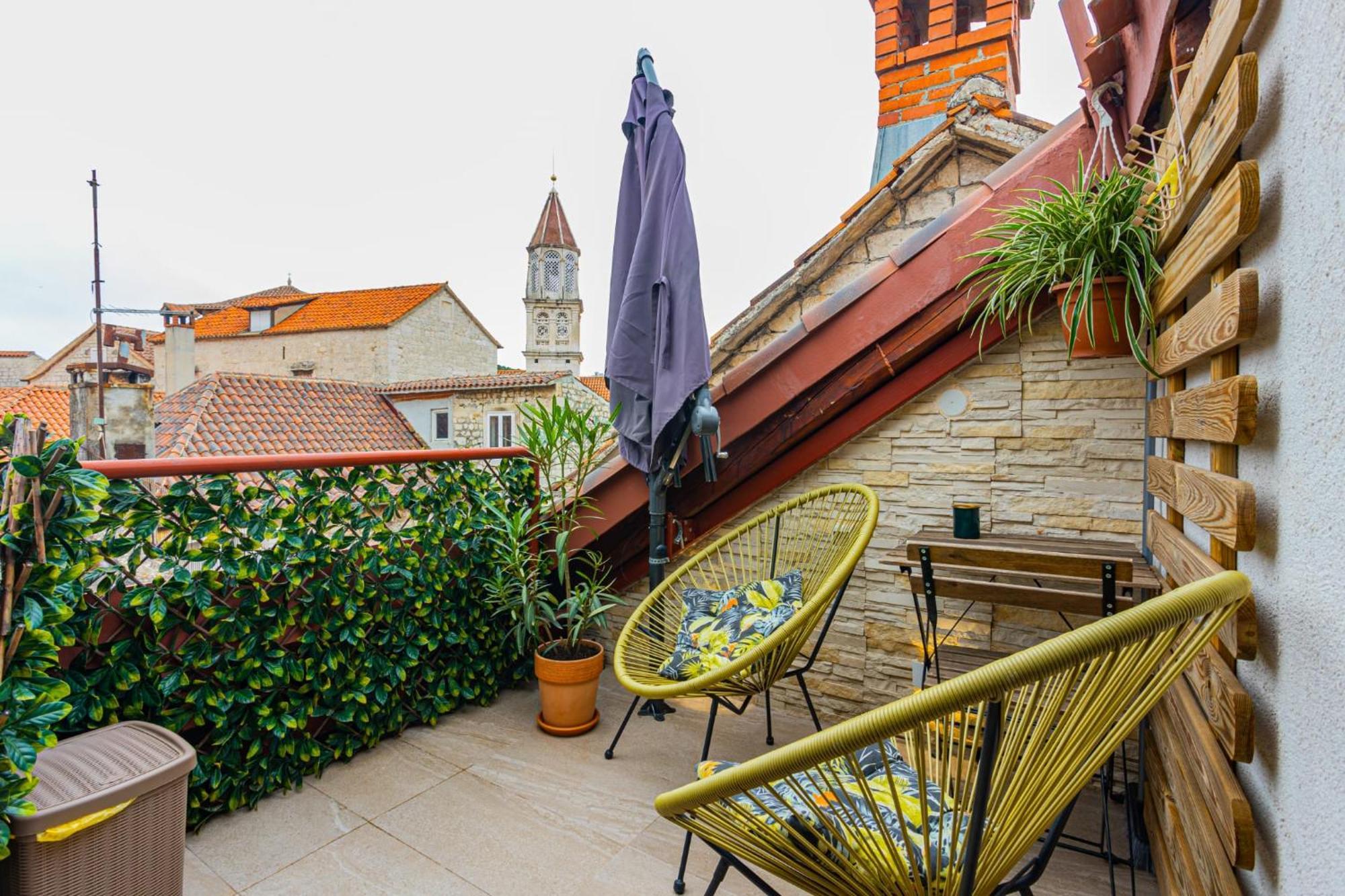 Apartments & Rooms Trogir Stars Free Parking Exterior photo