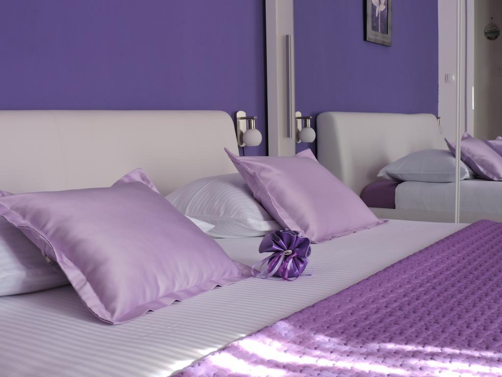 Apartments & Rooms Trogir Stars Free Parking Exterior photo